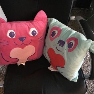 Cat and dog decorative pillows
